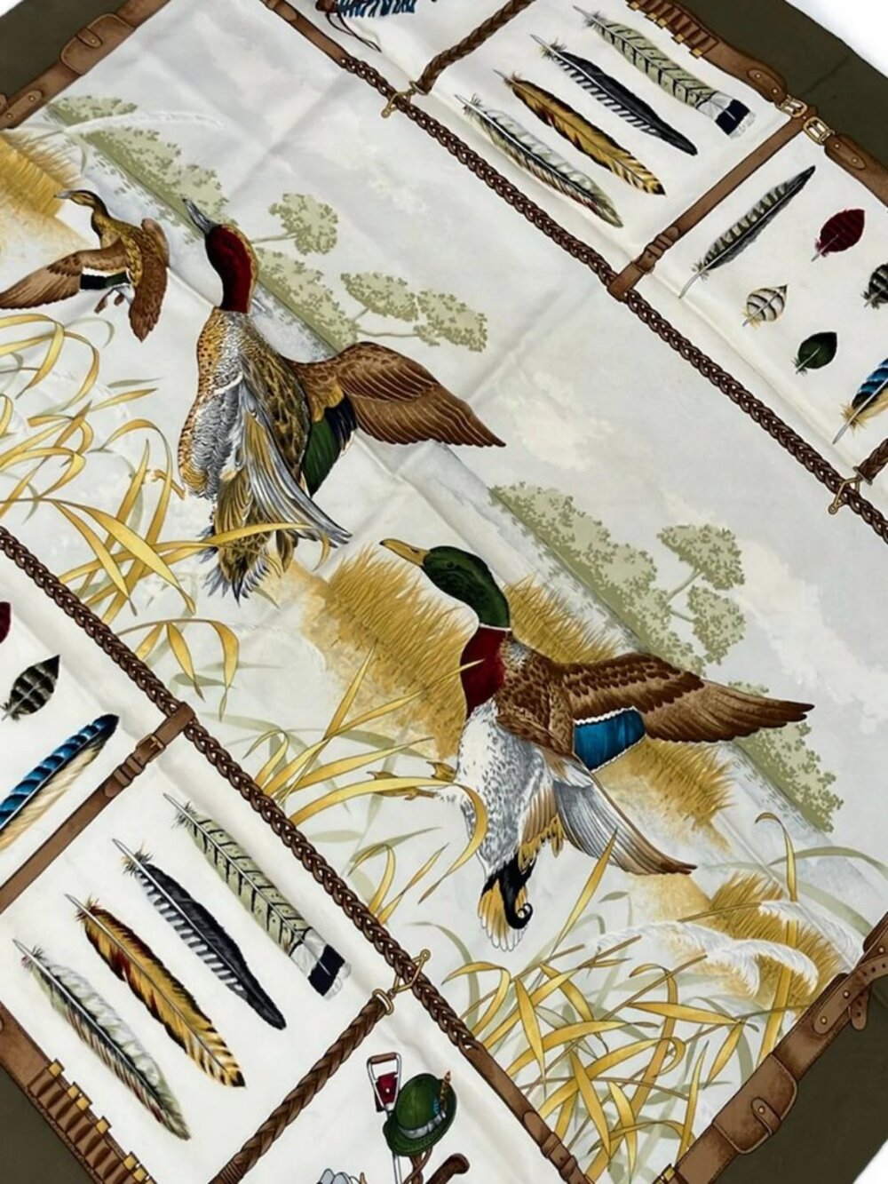 GUCCI Khaki Cream Multi Scarf